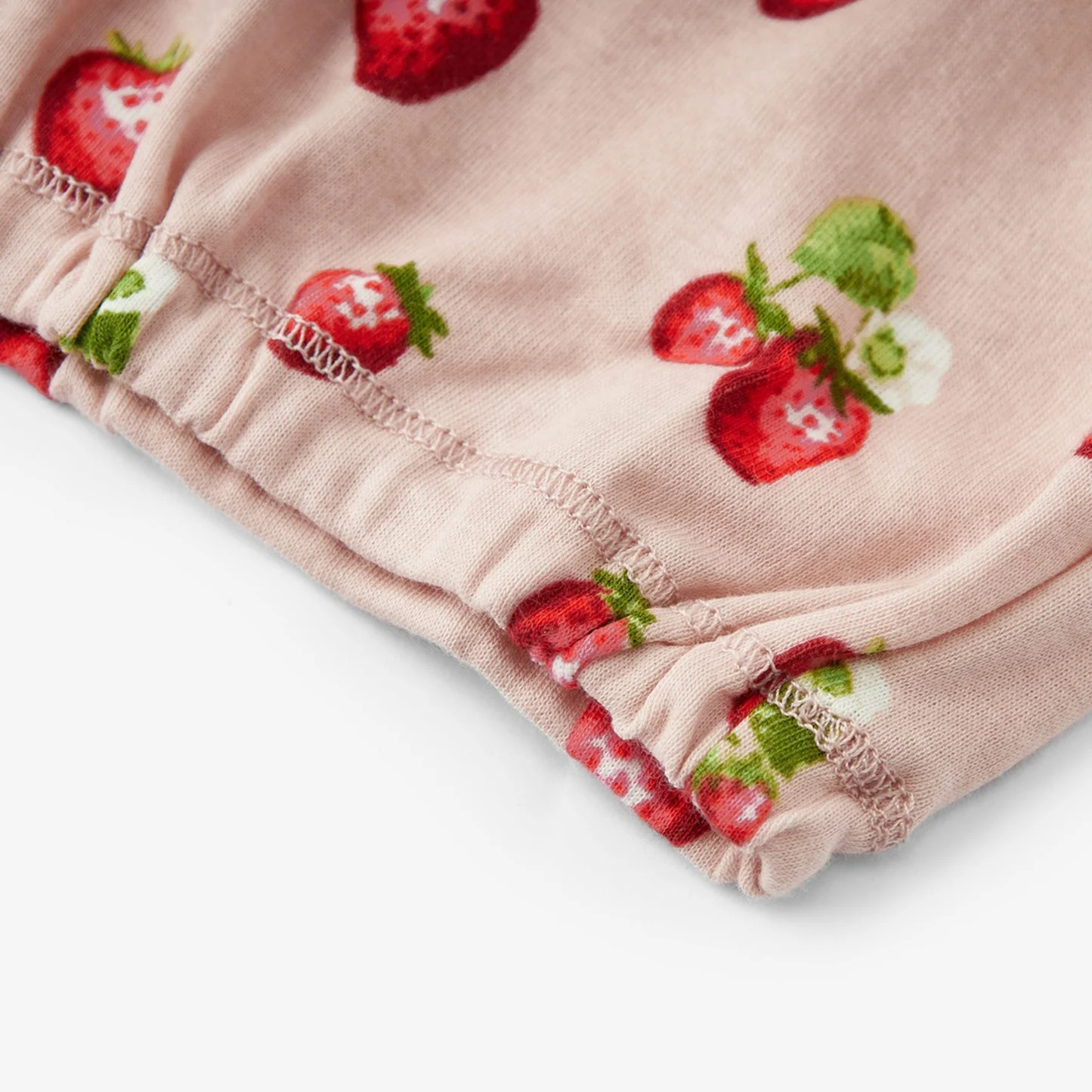 Milkbarn Newborn Hat + Gown Set Strawberry - Image 3