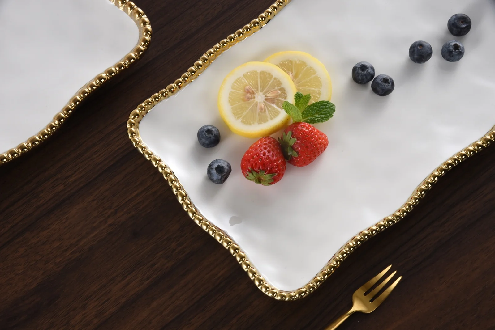 Pampa Bay Small Platter Beaded - Image 3
